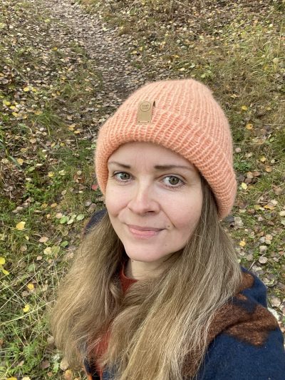 Teatteriohjaaja Laura Häkkinen